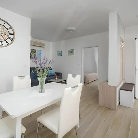 New! Pool House 2+1 In Holiday home *