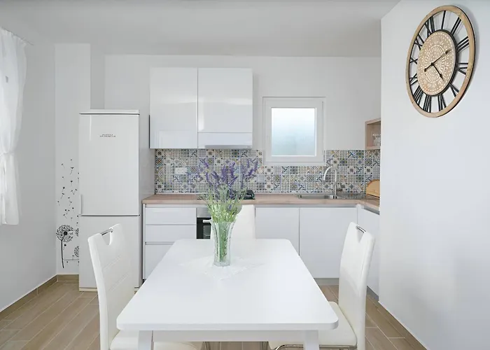 New! Pool House 2+1 In Vodice